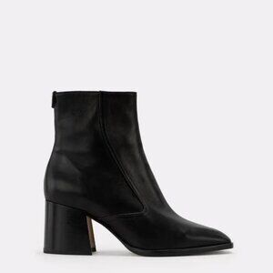 Labucq Black Leather Mid-Calf Boots (Jules Black Nappa)